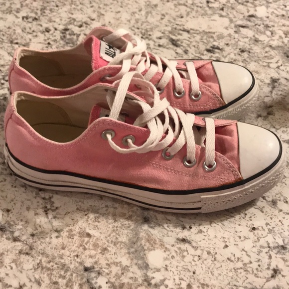 Pink Converse - Picture 2 of 5